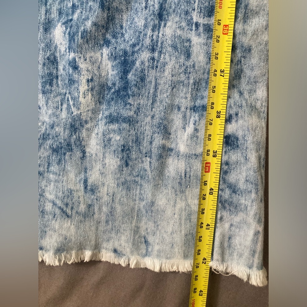 VIP JEANS-size 9/10 High Rise - Picture 11 of 13